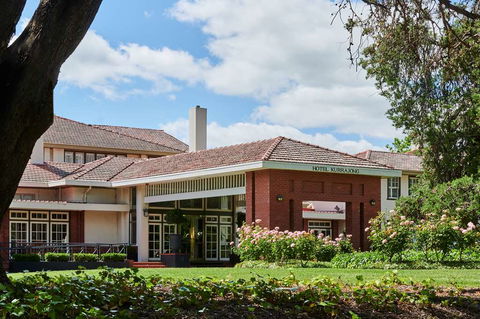 Hotel Kurrajong Canberra - Northern Rivers Accommodation 0