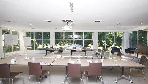 Forrest Hotel & Apartments - Northern Rivers Accommodation 4