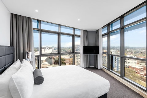 Meriton Suites Church Street, Parramatta - Northern Rivers Accommodation 3