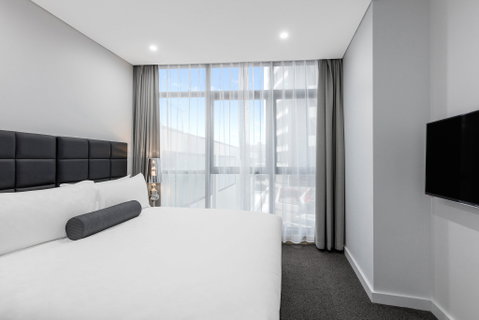 Meriton Suites Church Street, Parramatta - Northern Rivers Accommodation 13
