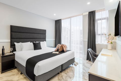 Holiday Inn Stes Parramatta Mar - Northern Rivers Accommodation 6