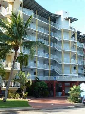 Cullen Bay Resorts - Northern Rivers Accommodation 11