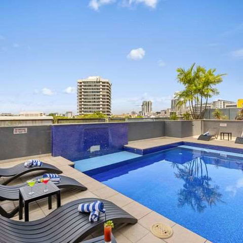 H On Mitchell Apartment Hotel - Northern Rivers Accommodation 5