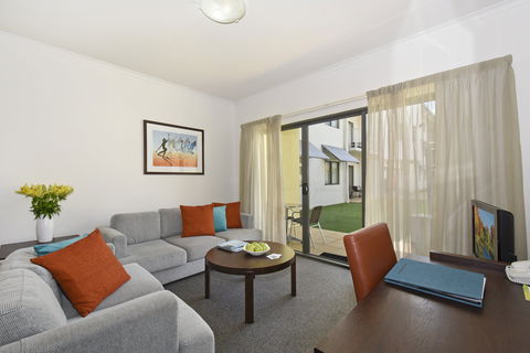 Metro Advance Apartments & Hotel - Northern Rivers Accommodation 5