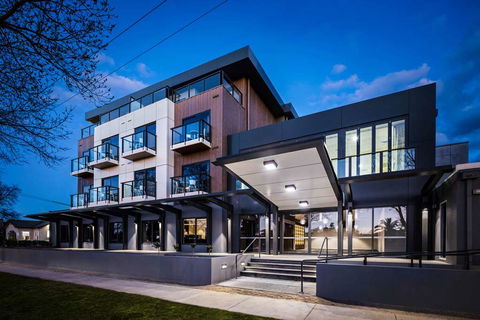 Quality Hotel Lakeside - Northern Rivers Accommodation 0