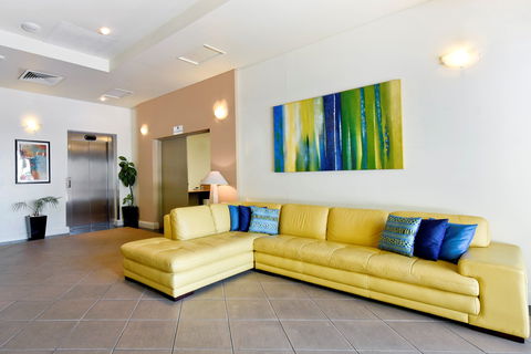 Metro Advance Apartments & Hotel - Northern Rivers Accommodation 2