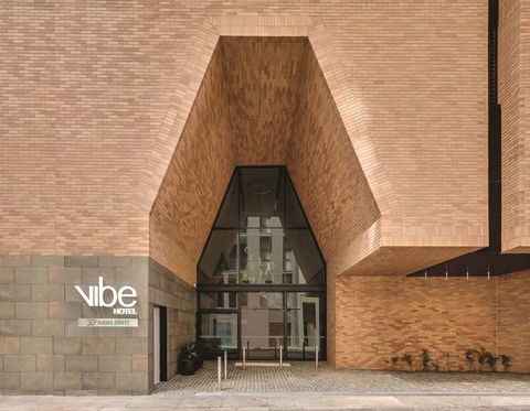 Vibe Hotel Sydney Darling Harbour - Northern Rivers Accommodation 1