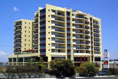 Springwood Tower Apartment Hotel - Northern Rivers Accommodation 0