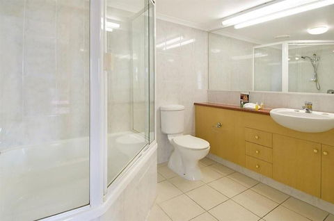 Springwood Tower Apartment Hotel - Northern Rivers Accommodation 2