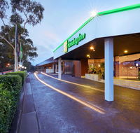 Holiday Inn Warwick Farm - Northern Rivers Accommodation