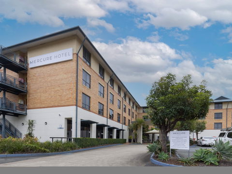 Mercure Brisbane Garden City - Northern Rivers Accommodation 1
