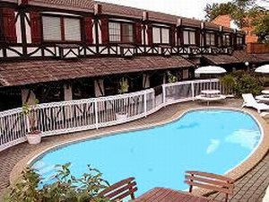 Golden Chain Ascot Motor Inn - Northern Rivers Accommodation 2