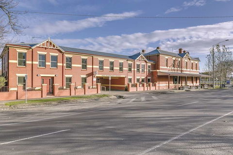 Lake Inn Ballarat - Northern Rivers Accommodation 0