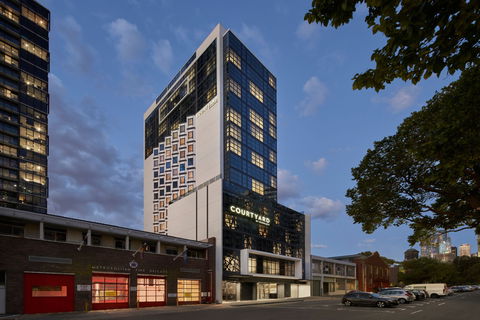 Courtyard Melbourne Flagstaff Gardens - Northern Rivers Accommodation 1