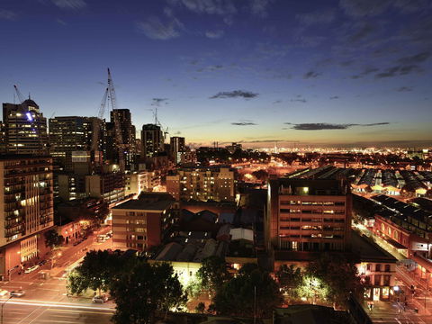 Mercure Melbourne Therry St - Northern Rivers Accommodation 0