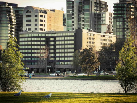 Mercure Melbourne Albert Park - Northern Rivers Accommodation 0