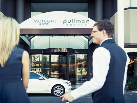 Mercure Melbourne Albert Park - Northern Rivers Accommodation 1