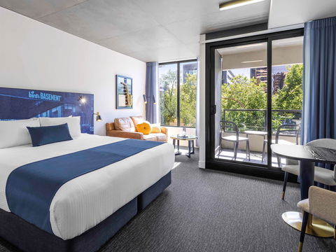 Mercure Melbourne St Kilda Road - Northern Rivers Accommodation 0