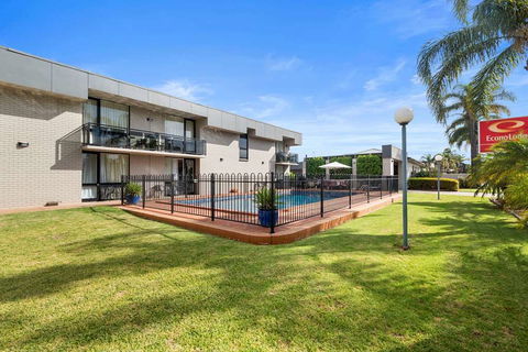 Econo Lodge All Seasons Mildura - Northern Rivers Accommodation 2