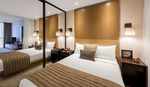 Skye Hotel Suites - Northern Rivers Accommodation 3