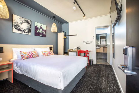 Monash Hotel - Northern Rivers Accommodation 1
