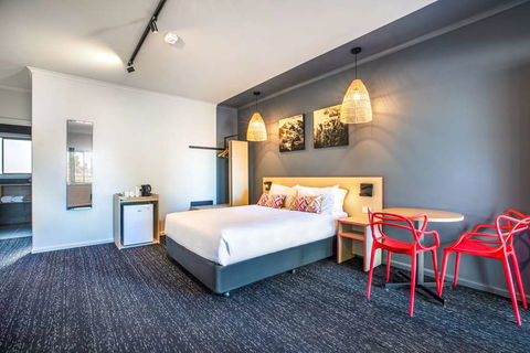 Monash Hotel - Northern Rivers Accommodation 14