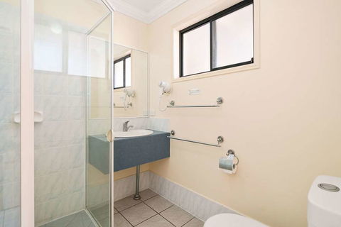 Econo Lodge Waterford - Northern Rivers Accommodation 13