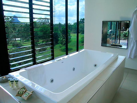 Glass On Glasshouse - Northern Rivers Accommodation 2