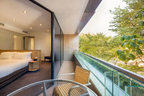 Crowne Plaza Canberra - Northern Rivers Accommodation 14