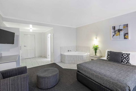 Best Western Cathedral Motor Inn - Northern Rivers Accommodation 12