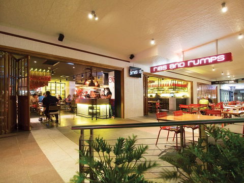 Oaks Grand Gladstone - Northern Rivers Accommodation 3