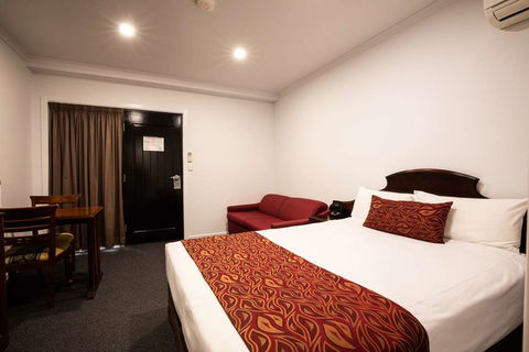 Hotel Settlers - Northern Rivers Accommodation 7