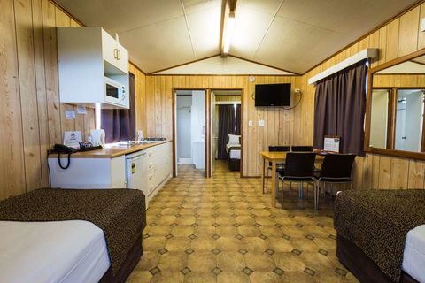 Hotel Settlers - Northern Rivers Accommodation 8