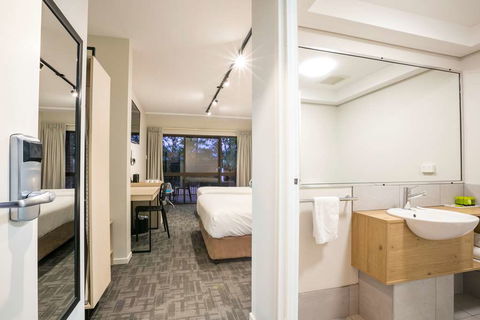 Kawana Waters Hotel By NightCap - Northern Rivers Accommodation 7