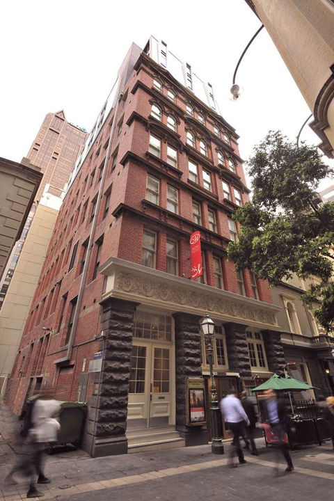 Metro Apartments On Bank Place - Northern Rivers Accommodation 0