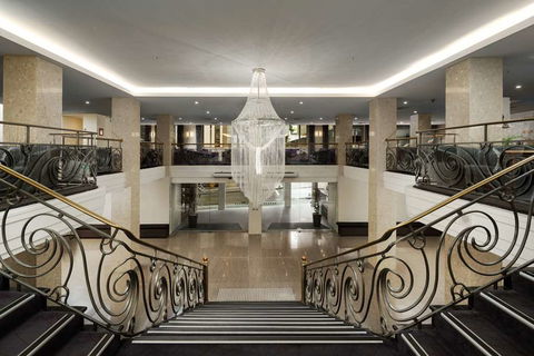 The Victoria Hotel Melbourne - Northern Rivers Accommodation 2