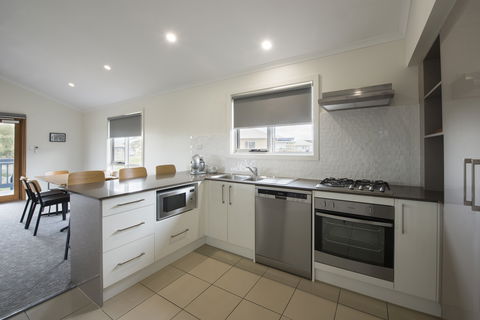 West Beach Parks - Northern Rivers Accommodation 2