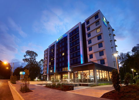 Holiday Inn Express Sydney Macquarie Pk - Northern Rivers Accommodation 1