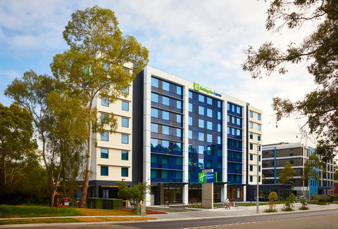 Holiday Inn Express Sydney Macquarie Pk - Northern Rivers Accommodation 2