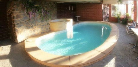 Granada Motor Inn Adelaide - Northern Rivers Accommodation 0