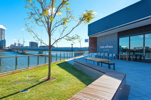 Astra Apartments Rhodes - Northern Rivers Accommodation 1