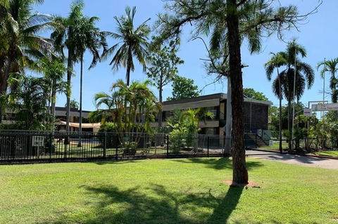 Pine Tree Motel - Northern Rivers Accommodation 0
