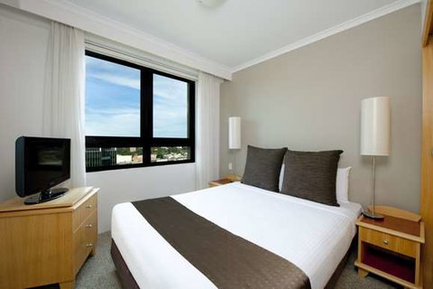 Mantra Parramatta - Northern Rivers Accommodation 13