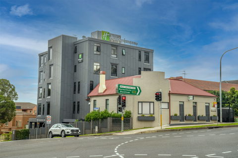 Holiday Inn Stes Parramatta Mar - Northern Rivers Accommodation 0