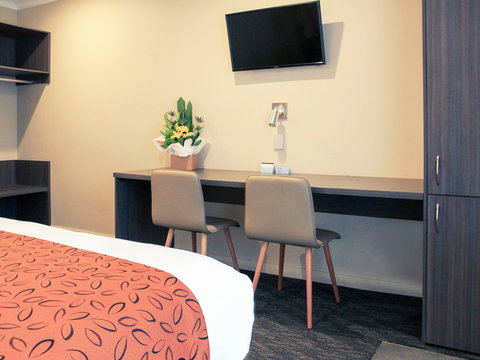 Mercure Orange - Northern Rivers Accommodation 7