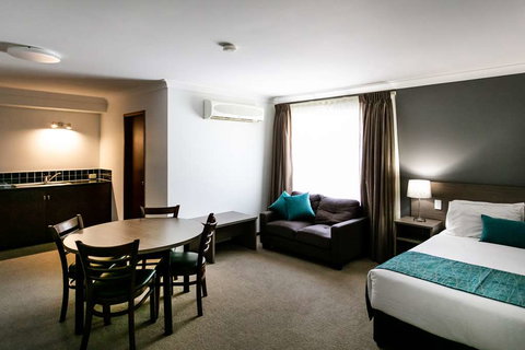 Best Western Plus Ambassador Orange - Northern Rivers Accommodation 6