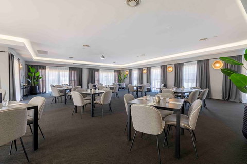 Best Western Plus Ambassador Orange - Northern Rivers Accommodation 14