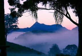 Hillcrest Mountain View Retreat - Northern Rivers Accommodation 1