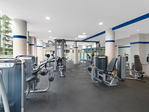 Meriton Suites Waterloo - Northern Rivers Accommodation 8