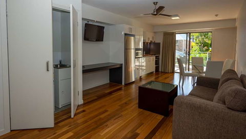 Essence Apartments Chermside - Northern Rivers Accommodation 4